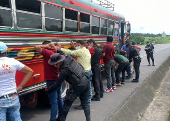 PNC implementa operativos en rutas de acceso a Escuintla