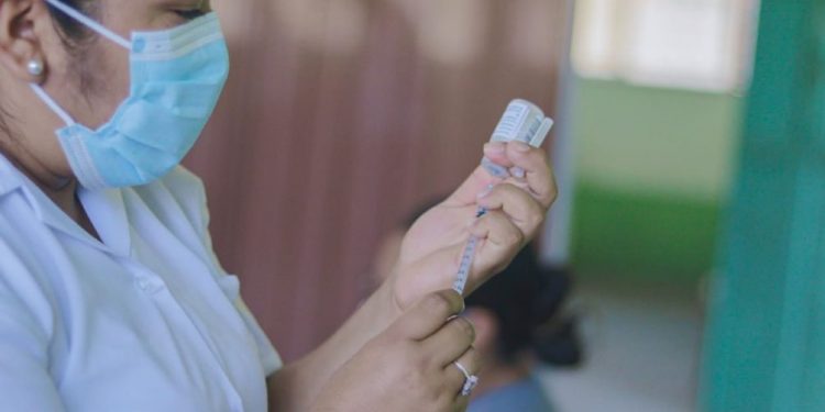 Instalan nuevo puesto de vacunación contra el coronavirus en Santa Lucía Cotzumalguapa