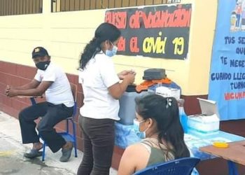 Vecinos de áreas rurales se benefician con vacunación contra el coronavirus