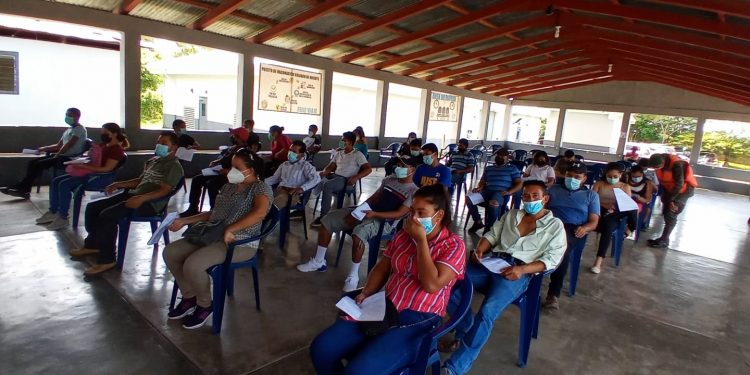 Supervisan puesto de vacunación en Jutiapa