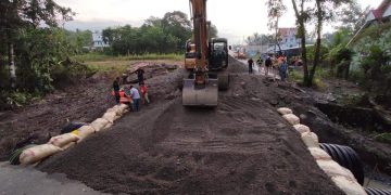 Habilitan paso provisional en ruta a Ixcán