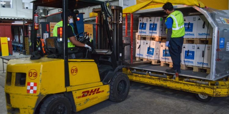 Guatemala recibe un lote de 169 mil 650 dosis de vacuna de la casa Pfizer