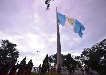 Presidente Giammattei: “Feliz 15 de septiembre, feliz bicentenario”