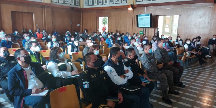 Preparan brigadas para iniciar vacunación contra COVID-19 en cuatro municipios