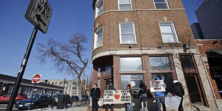 EE. UU. aceptará peticiones para programa de acogida de menores centroamericanos