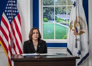 Kamala Harris destaca el papel de las empresarias latinas en la economía