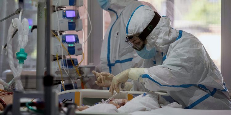 Logran detectar un 80 % de casos de COVID-19 mediante análisis de voz