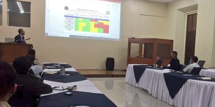 Capacitan a oficiales para fortalecer la planificación estratégica del Ejército