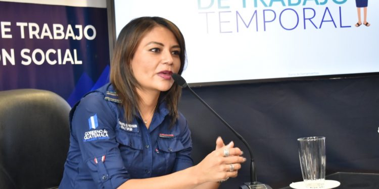 Mintrab amplía convocatoria para enfermeros interesados en trabajar en Alemania