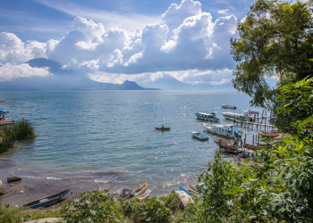 Expertos destacan importancia de la reactivación turística en la región