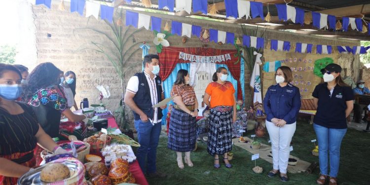 Sesan constata acciones por la seguridad alimentaria en Baja Verapaz