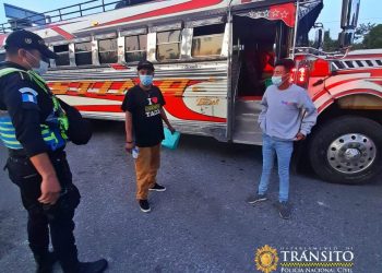 Departamento de Tránsito verifica medidas de bioseguridad en el transporte público
