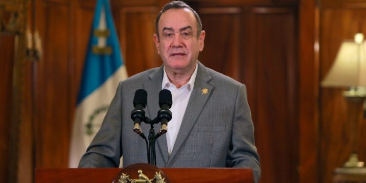 El presidente Giammattei resaltó la importancia de trabajar de forma coordinada por un país más transparente.