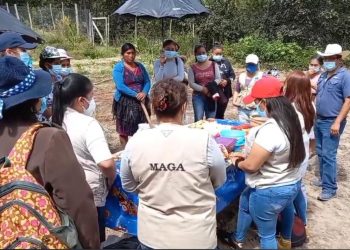 Centros de aprendizaje para el desarrollo rural capacitan a mujeres en Huehuetenango