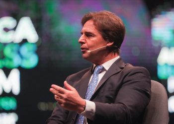 Apertura de fronteras no afectará realidad sanitaria uruguaya, dice Lacalle