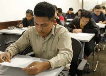 Crearán base de datos para que sector empresarial conozca recurso humano capacitado