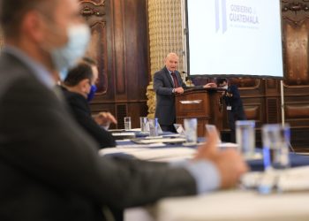 Carlos Melo, representante del BID en Guatemala .
