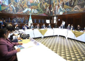 Mineduc destaca importancia de aprobar presupuesto 2022 para fortalecer educación del país