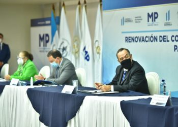 Presidente participa en renovación de Convenio Interinstitucional para la Buena Gobernanza
