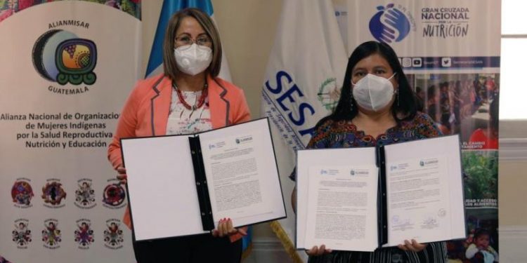 Sesan firma acuerdo para fortalecer seguridad alimentaria en cinco departamentos