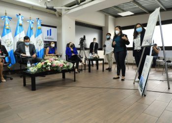 Estudiantes presentan diseños para el nuevo edificio de la Inspección General de Trabajo