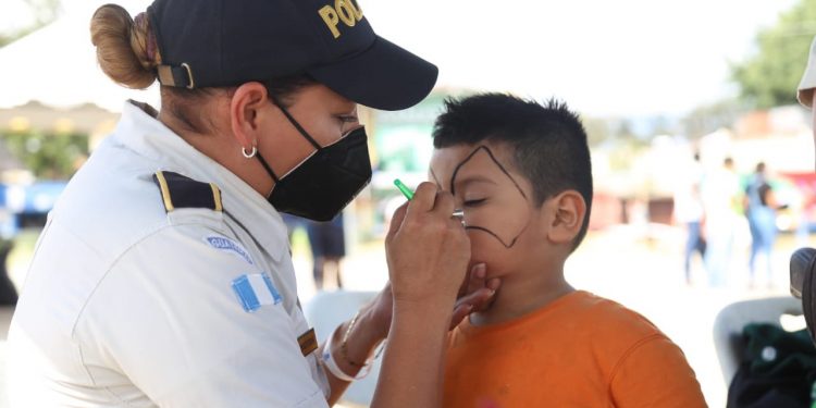 Continúan programas de prevención de violencia para niños y jóvenes