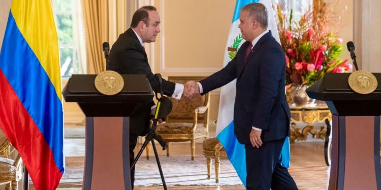 Presidentes de Guatemala y Colombia