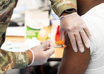 EE. UU. abre la puerta a otra dosis de Johnson & Johnson