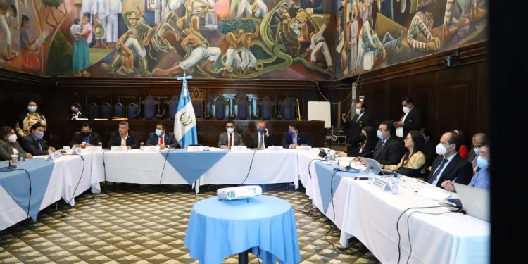 Las audiencias públicas se realizan en el Organismo Legislativo.
