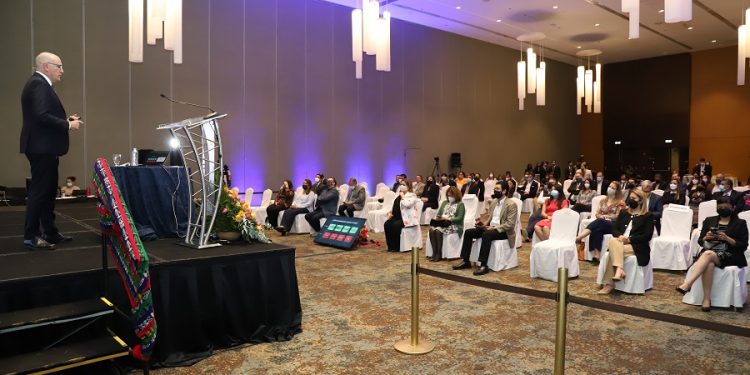 Prensentan lanzamiento de proceso de construcción de la Marca País.