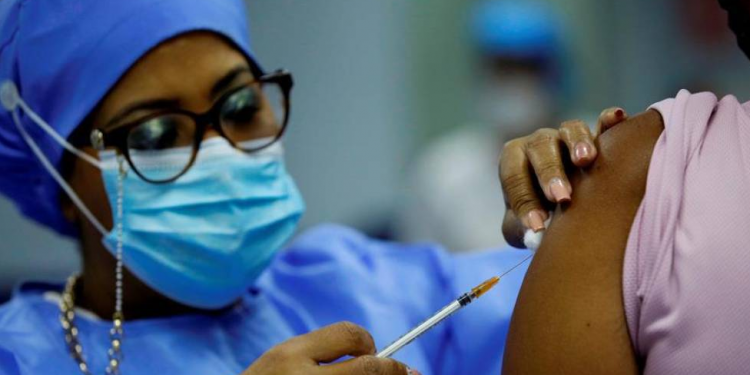 OMS pide 23 mil 400 millones de dólares para “evitar otras 5 millones de muertes por covid”