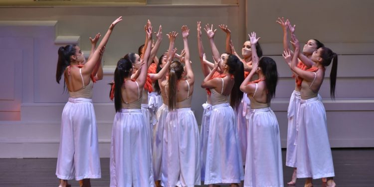 Presentación de la Ópera Pueblo K'ich'e