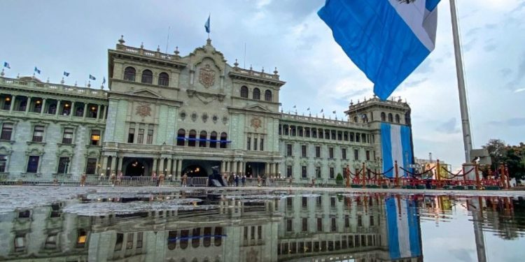 Ministerio de Cultura anuncia cambio de cubierta del Palacio Nacional de la Cultura