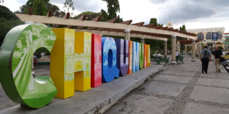 Presentan proyecto de prevención a autoridades de Chiquimula