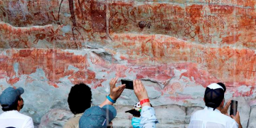 Roca con pictografía rupestre en la vereda Nuevo Tolima, zona rural de San José de Guaviare