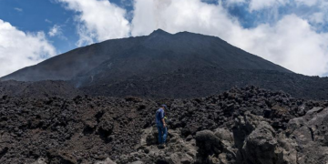 Volcán de Pacaya presenta actividad de gases y vapor de agua