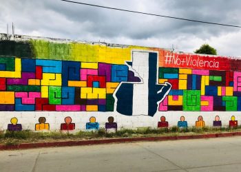 Jóvenes se valen del arte para concientizar sobre la prevención de la violencia