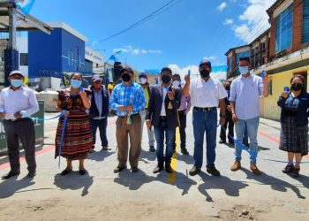 Inauguran mejoramiento de camino rural en Santa Lucía Utatlán