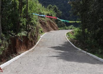 Inauguran mejoramiento de camino rural en Comitancillo