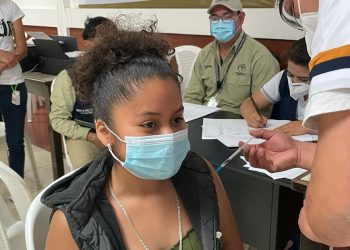 Huehuetenango comienza a aplicar segunda dosis contra COVID-19 a adolescentes