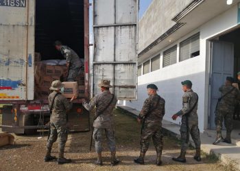 Trasladan alimentos para ocho centros de Mis Años Dorados en Jutiapa