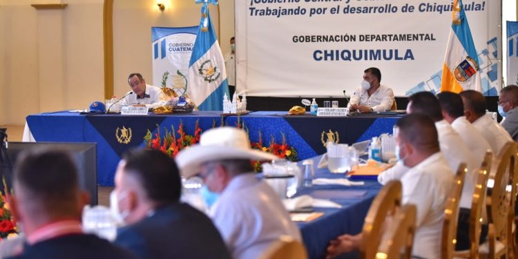 Gira presidencial: Gobierno invierte más de 97 millones de quetzales en el desarrollo de Chiquimula