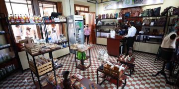 Más de 2 mil 860 artesanos mejoran sus condiciones económicas y de vida