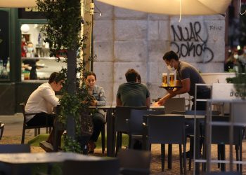 Bruselas pide el certificado COVID-19 en lugares de ocio, culturales y deportivos