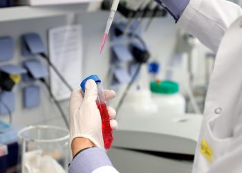 Colombia autoriza ensayos de candidata a vacuna contra COVID-19 de Inovio