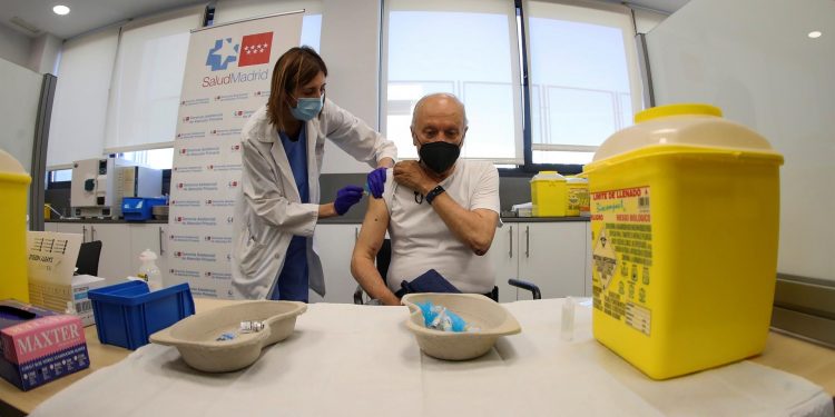España supera los 5 millones de contagiados con la epidemia controlada