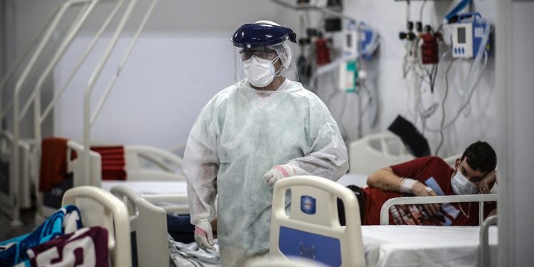 México registra reducción sostenida de la pandemia pese a regreso a clases