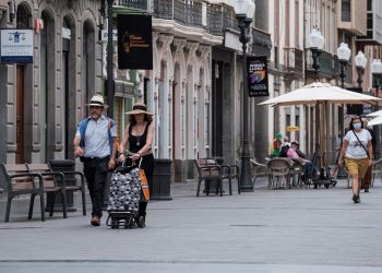 Media España se libera de todas las restricciones por COVID-19