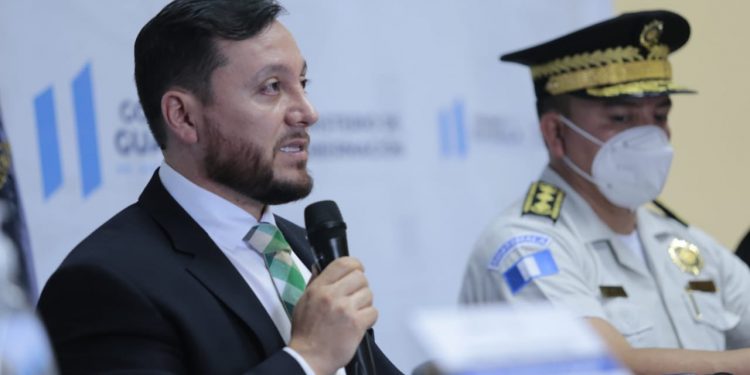 Gobernación comparte detalles del estado de sitio en El Estor, Izabal