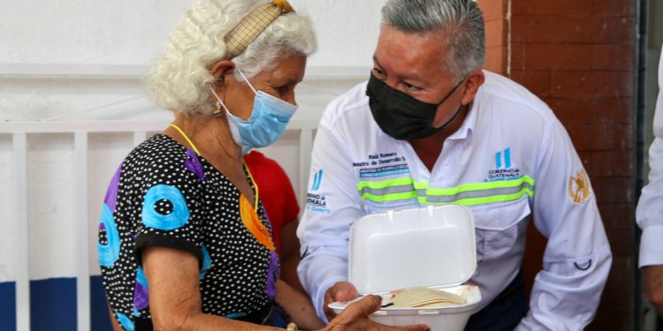 Habilitan comedor social número 51 en Jutiapa para apoyar a personas en condiciones de vulnerabilidad
